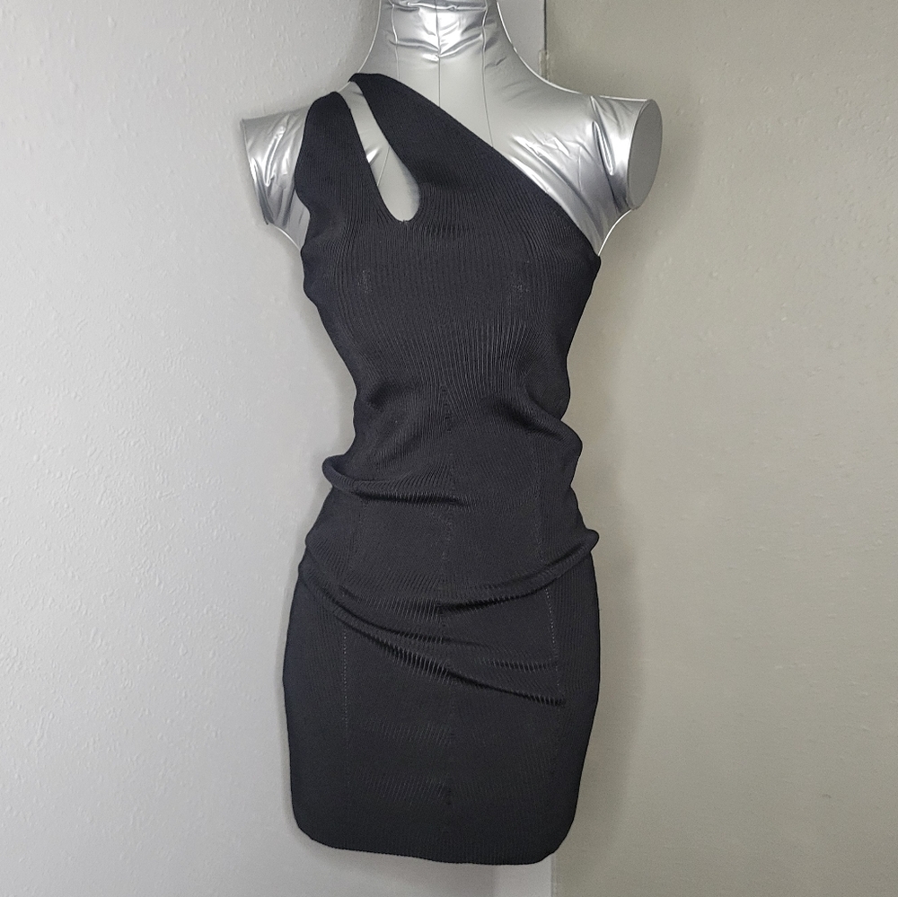 Zara Elegant Black One-Shoulder Dress Medium